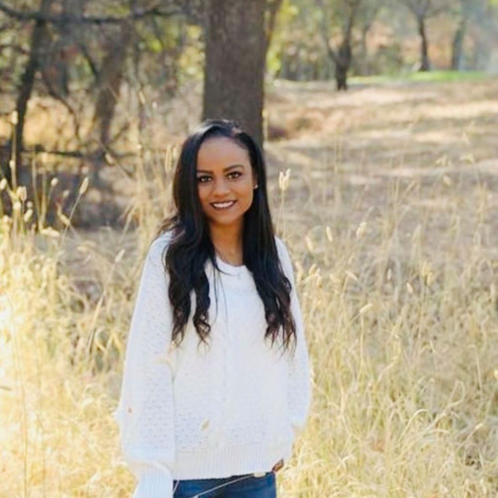 Meet your Posher, Dalila